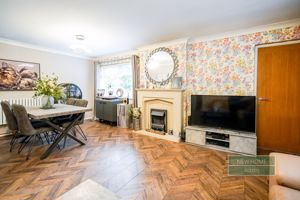 Photo 9- click for photo gallery